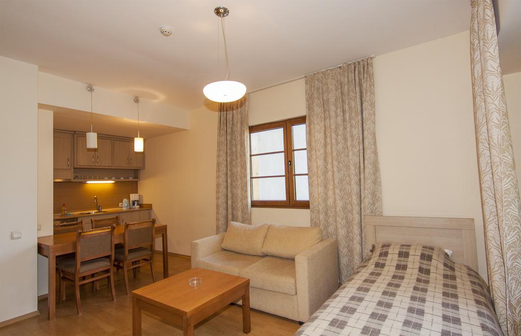 Aparthotel малина 3*